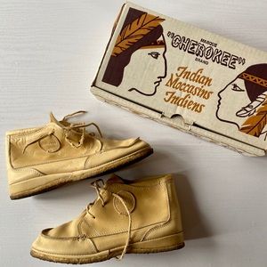 Vintage Cherokee Brand Indian Moccasins